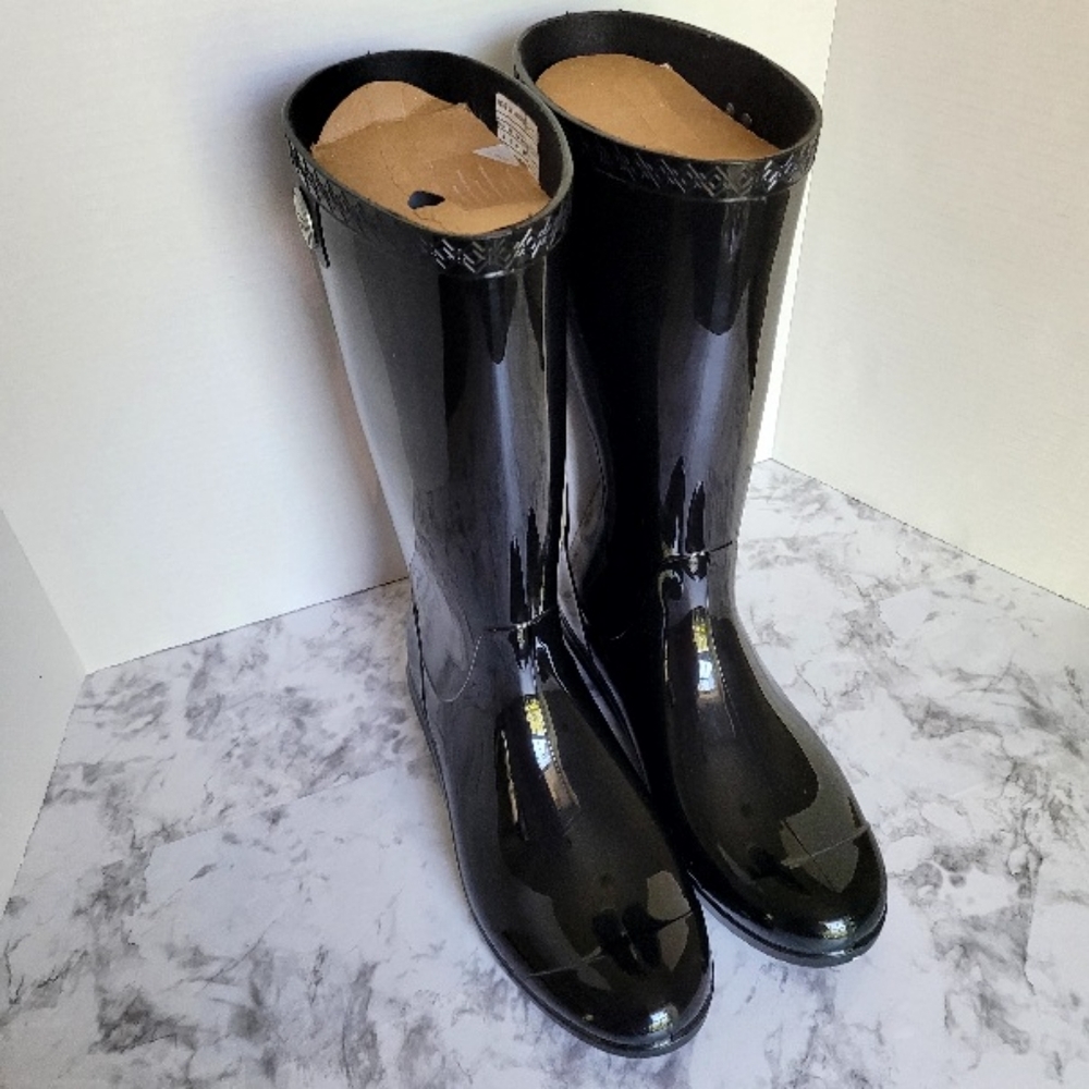 Black UGG Shaye Rainboots sz10